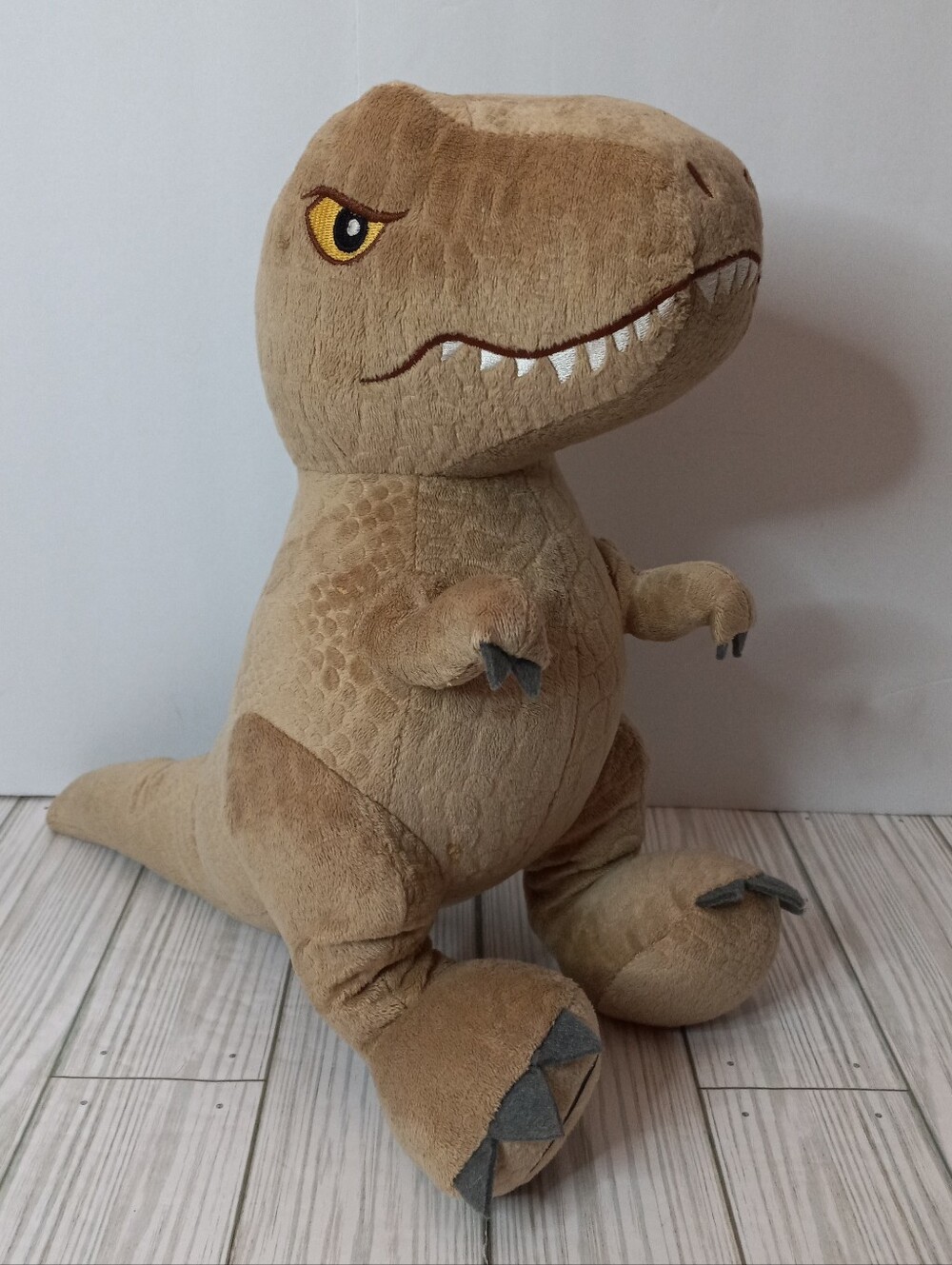 Universal Studios Jurassic World Trex Tyrannosaurus Rex Dinosaur Plush